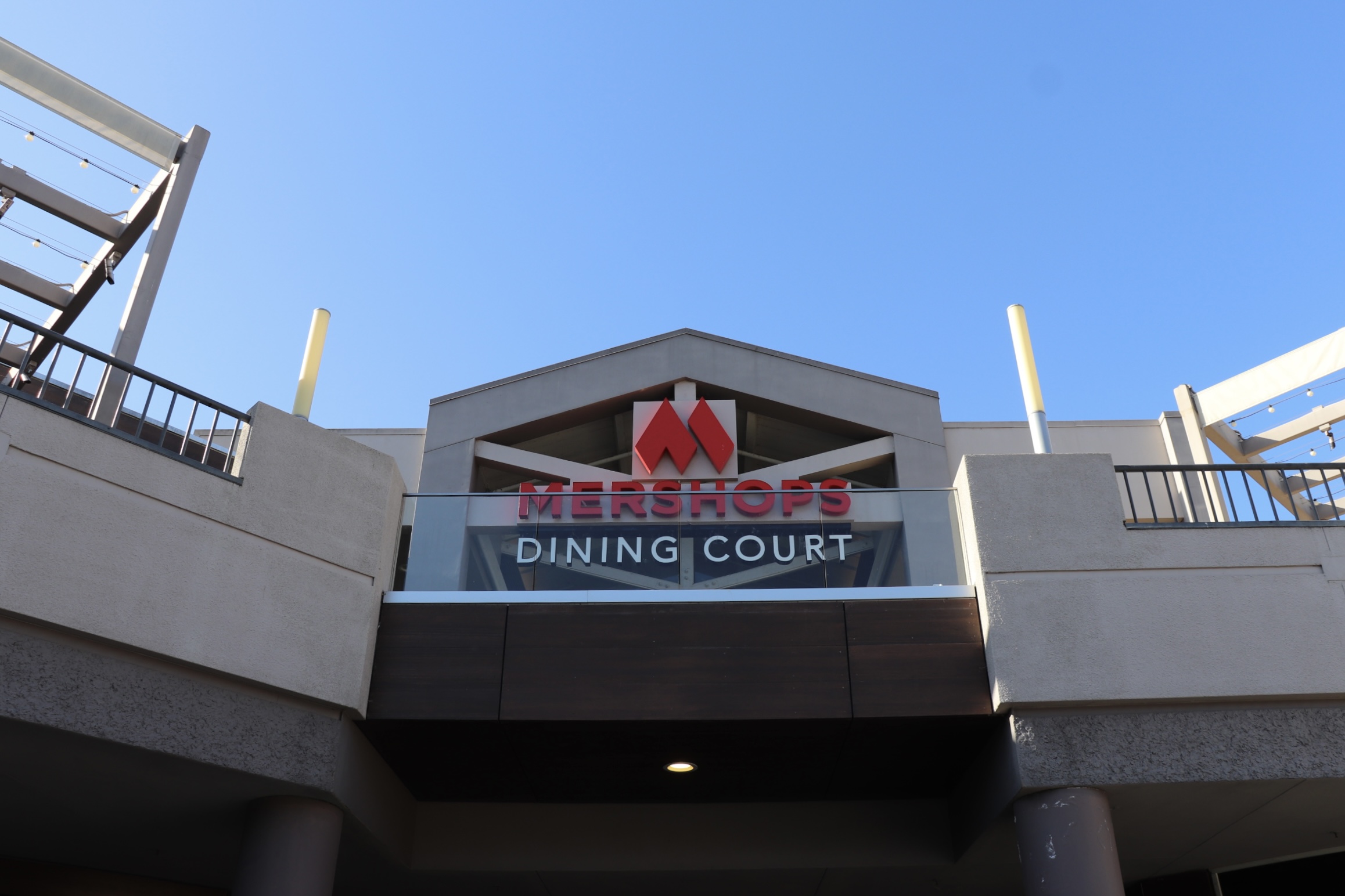 Mershops Dining Court entrance